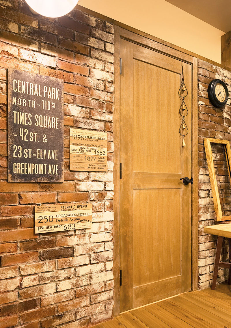 レンガ材の壁の写真